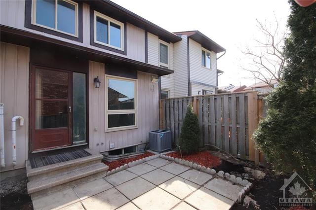 20 Jenny Private, Townhouse with 3 bedrooms, 3 bathrooms and 2 parking in Ottawa ON | Image 30