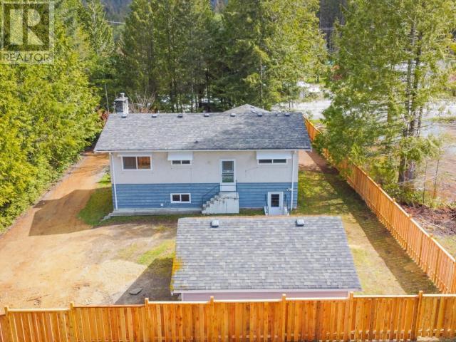 5201 Manson Ave, House detached with 3 bedrooms, 1 bathrooms and null parking in Powell River BC | Image 16