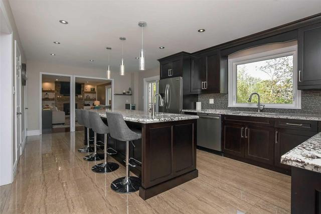 221 Kensington Pl, House detached with 4 bedrooms, 4 bathrooms and 4 parking in Orangeville ON | Image 4