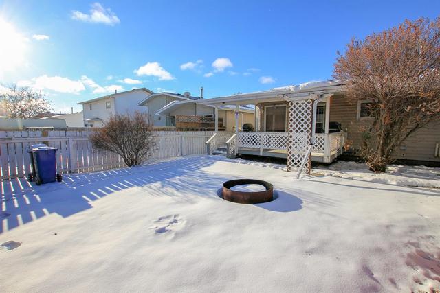 33 Kennings Crescent, House detached with 3 bedrooms, 3 bathrooms and 3 parking in Red Deer County AB | Image 46