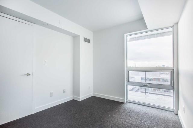 1002 - 160 Flemington Rd, Condo with 2 bedrooms, 2 bathrooms and 1 parking in Toronto ON | Image 2