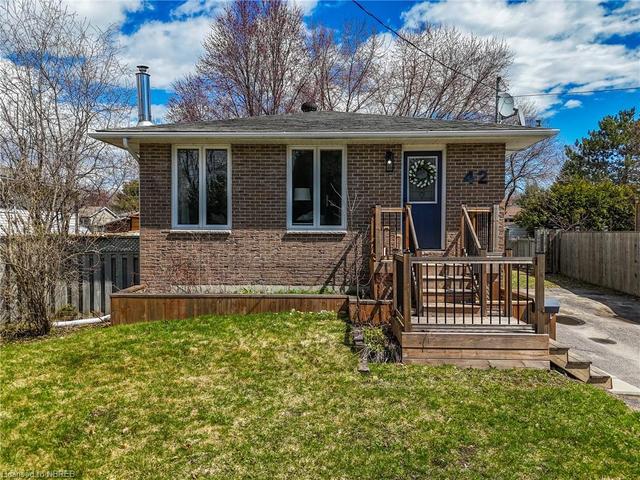 42 Huron Crescent, House detached with 4 bedrooms, 2 bathrooms and 3 parking in North Bay ON | Image 1