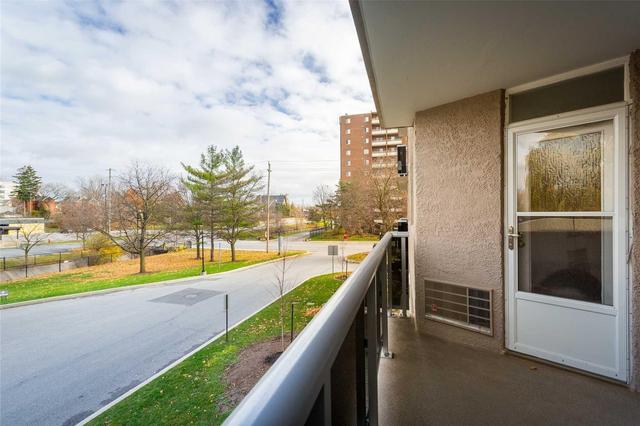 202 - 81 Millside Dr, Condo with 3 bedrooms, 2 bathrooms and null parking in Milton ON | Image 16