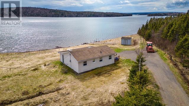 12795 Highway 4 Highway, House detached with 2 bedrooms, 1 bathrooms and null parking in Richmond, Subd. B NS | Image 1
