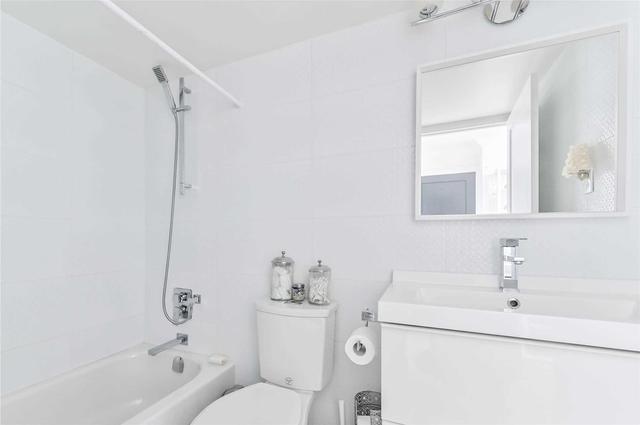 2006 - 133 Torresdale Ave, Condo with 3 bedrooms, 2 bathrooms and 1 parking in Toronto ON | Image 11