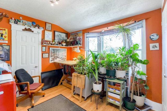 287 Caledonia Rd, House semidetached with 3 bedrooms, 1 bathrooms and 2 parking in Toronto ON | Image 9