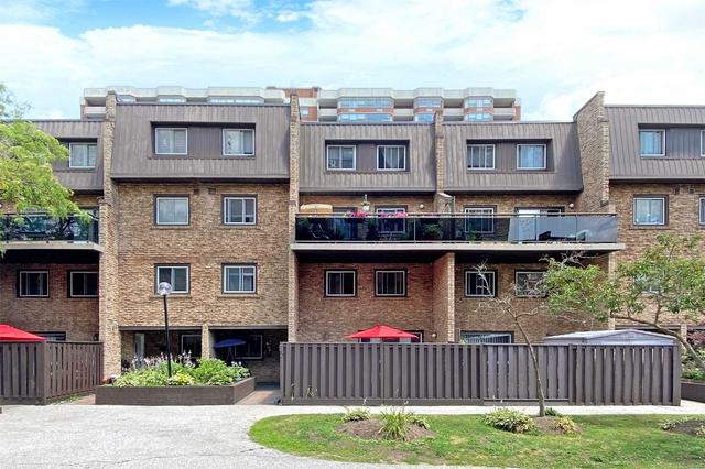 53 - 130 Ling Rd, Townhouse with 3 bedrooms, 2 bathrooms and 1 parking in Toronto ON | Card Image