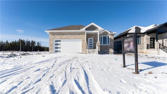 210 Creighton Drive, House detached with 3 bedrooms, 2 bathrooms and 6 parking in Loyalist ON | Image 2