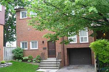 8 - 725 Vermouth Ave, Townhouse with 3 bedrooms, 2 bathrooms and 2 parking in Mississauga ON | Image 1