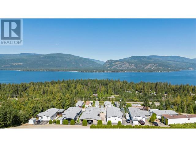 4 - 1420 Trans Canada Highway, House other with 3 bedrooms, 1 bathrooms and 2 parking in Columbia Shuswap C BC | Image 2