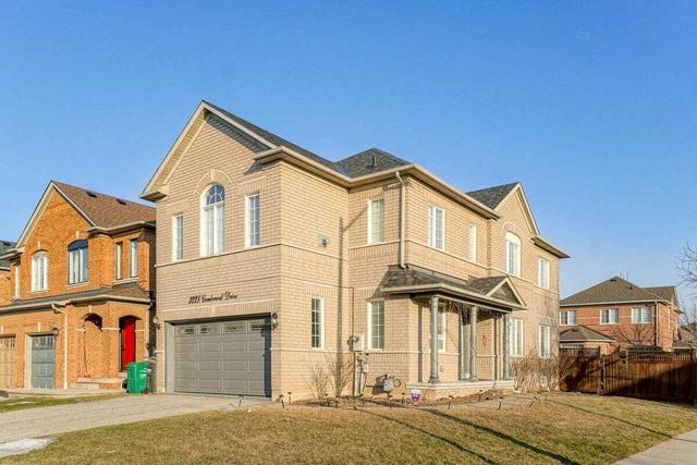 3228 Camberwell Dr, House detached with 4 bedrooms, 3 bathrooms and 6 parking in Mississauga ON | Image 23