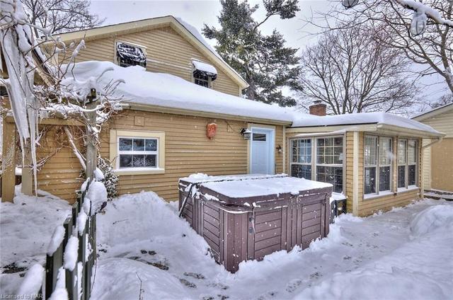 3165 Portage Road, House detached with 3 bedrooms, 2 bathrooms and null parking in Niagara Falls ON | Image 39