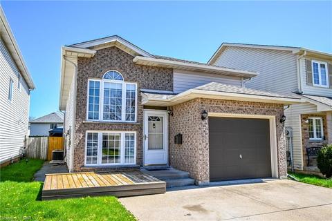 14 Jennifer Crescent, House detached with 2 bedrooms, 1 bathrooms and 3 parking in St. Catharines ON | Card Image
