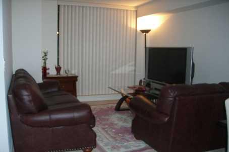 1013 - 33 Elm Dr, Condo with 1 bedrooms, 2 bathrooms and 2 parking in Mississauga ON | Image 5