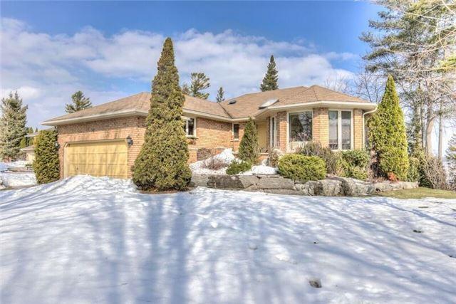 76 Navigator Tr, House detached with 2 bedrooms, 2 bathrooms and 4 parking in Kawartha Lakes ON | Image 2