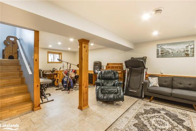 779 Birchwood Drive, House detached with 3 bedrooms, 2 bathrooms and 2 parking in Midland ON | Image 4