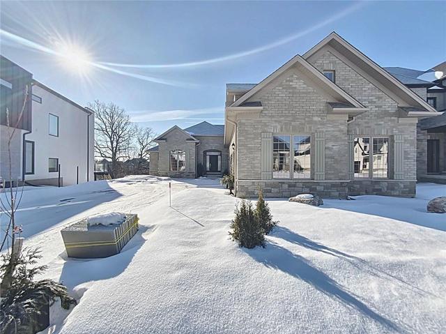 7421 Silver Creek Crescent, House detached with 6 bedrooms, 5 bathrooms and 6 parking in London ON | Image 2