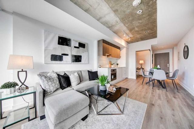 2511 - 161 Roehampton Ave, Condo with 1 bedrooms, 2 bathrooms and 0 parking in Toronto ON | Image 9