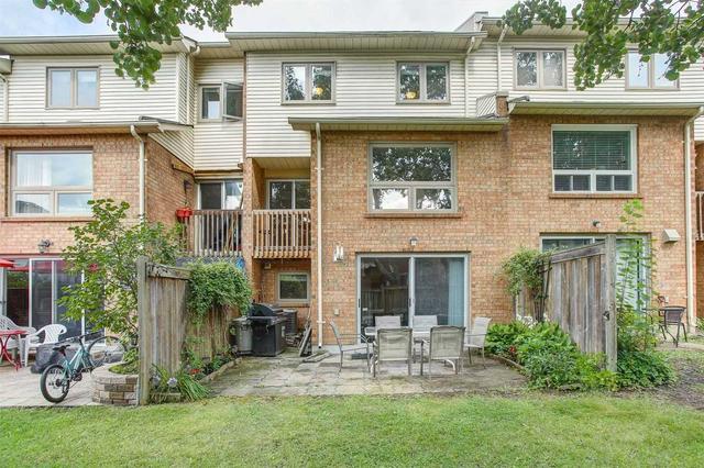 873 Caribou Valley Circ, Townhouse with 3 bedrooms, 4 bathrooms and 2 parking in Newmarket ON | Image 29