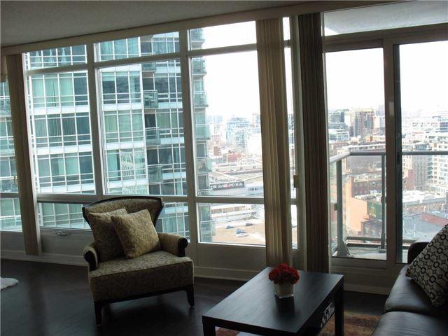 2501 - 373 Front St W, Condo with 1 bedrooms, 1 bathrooms and 1 parking in Toronto ON | Image 7