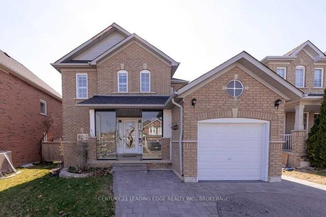 217 Huntington Cres, House detached with 3 bedrooms, 4 bathrooms and 3 parking in Clarington ON | Image 1