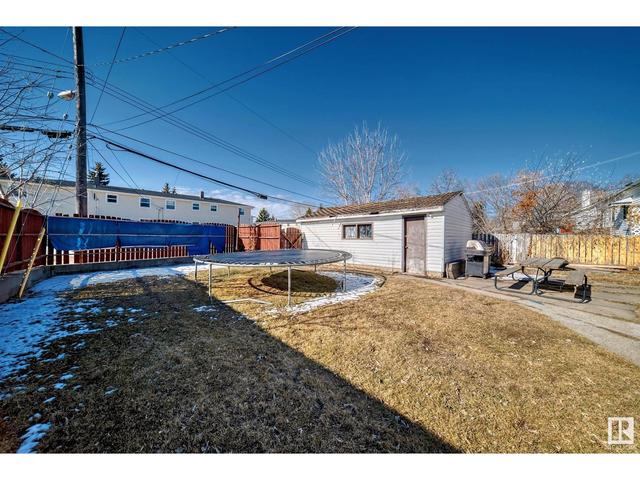 13003 Sherbrooke Av Nw, House detached with 5 bedrooms, 2 bathrooms and null parking in Edmonton AB | Image 34