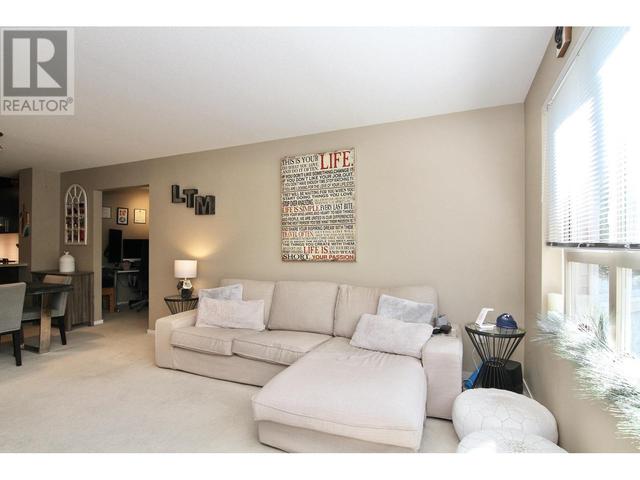 301 - 700 Klahanie Drive, Condo with 2 bedrooms, 2 bathrooms and 2 parking in Port Moody BC | Image 13