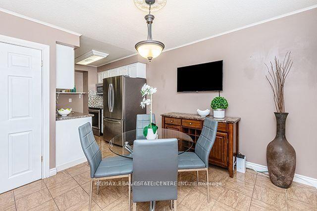 20 - 20 Carleton Pl, Townhouse with 3 bedrooms, 2 bathrooms and 3 parking in Brampton ON | Image 13