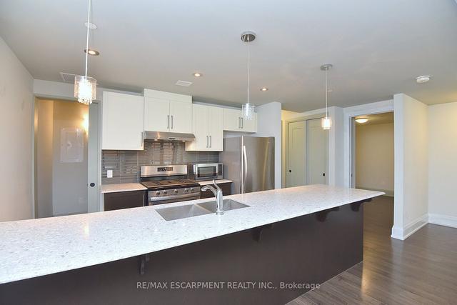 308 - 181 James St N, Condo with 2 bedrooms, 2 bathrooms and 1 parking in Hamilton ON | Image 5