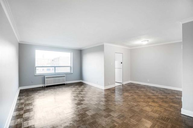 208 - 176 Berry Rd, House detached with 1 bedrooms, 1 bathrooms and 1 parking in Toronto ON | Image 10