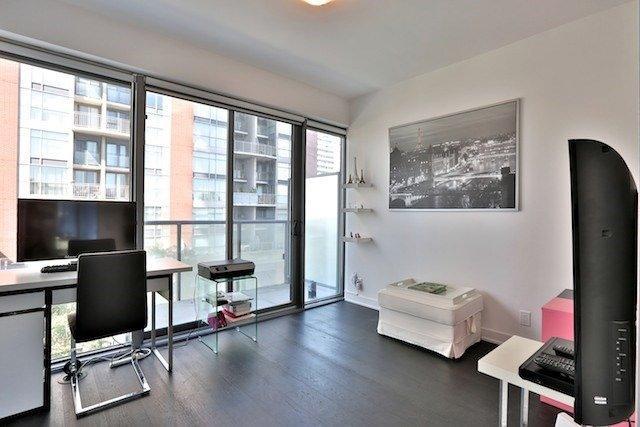 Th 409 - 1815 Yonge St, Condo with 2 bedrooms, 2 bathrooms and 1 parking in Toronto ON | Image 14