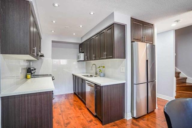103 Carleton Pl, Townhouse with 3 bedrooms, 2 bathrooms and 2 parking in Brampton ON | Image 24