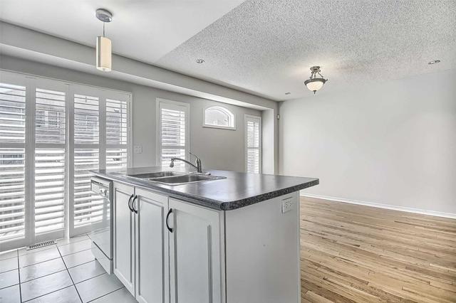 4172 Thomas Alton Blvd, House semidetached with 4 bedrooms, 3 bathrooms and 2 parking in Burlington ON | Image 3