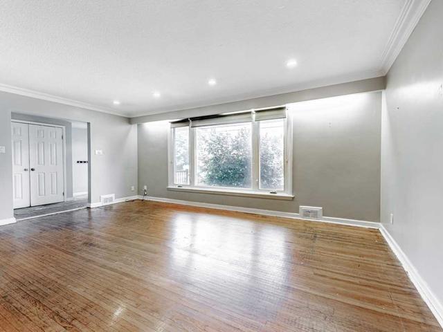 89 Regina Ave, House detached with 3 bedrooms, 4 bathrooms and 3 parking in Toronto ON | Image 24