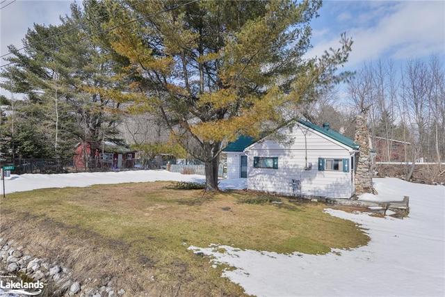 14177 Highway 12, House detached with 2 bedrooms, 1 bathrooms and null parking in Tay ON | Image 17