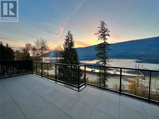 8546 97a Highway, House detached with 5 bedrooms, 3 bathrooms and 5 parking in North Okanagan F BC | Image 30