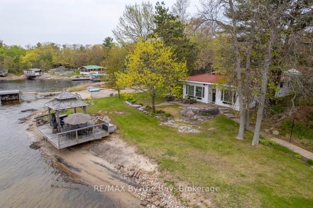 2694 Island 1040, House detached with 3 bedrooms, 2 bathrooms and 0 parking in Georgian Bay ON | Image 6