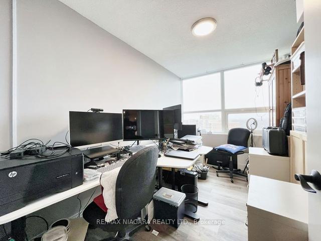 2102ph2 - 625 The West Mall, Condo with 3 bedrooms, 2 bathrooms and 1 parking in Toronto ON | Image 8