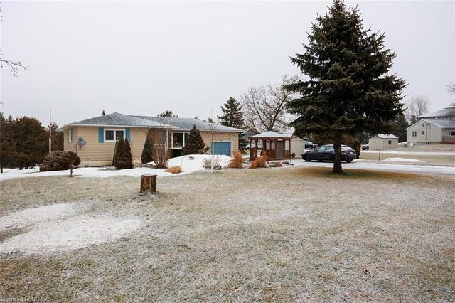 7625 Jones Baseline Road, House detached with 3 bedrooms, 1 bathrooms and null parking in Wellington North ON | Image 19