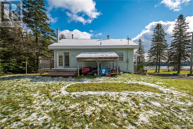 147 Third Lake Road, House detached with 2 bedrooms, 1 bathrooms and null parking in Hampton P NB | Image 36