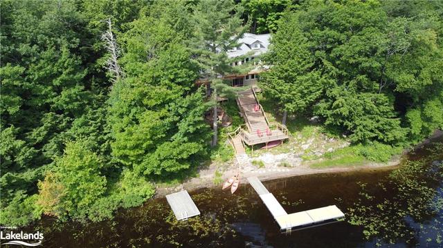 158 Iroquois Road E, House detached with 3 bedrooms, 2 bathrooms and 8 parking in Georgian Bay ON | Image 2