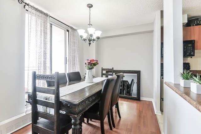 404 - 2900 Battleford Rd, Condo with 2 bedrooms, 1 bathrooms and 1 parking in Mississauga ON | Image 8