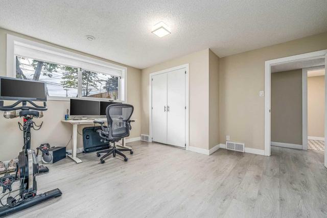 3768 36 Avenue Sw, Home with 4 bedrooms, 2 bathrooms and 2 parking in Calgary AB | Image 24