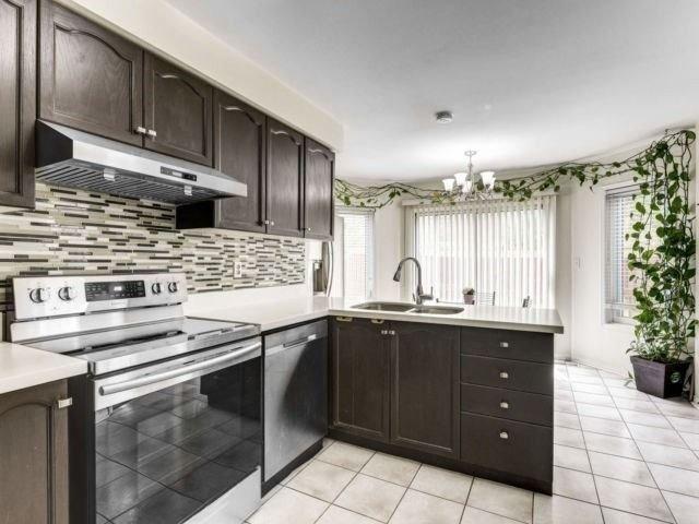 86 Snowcap Rd, House detached with 4 bedrooms, 3 bathrooms and 3 parking in Brampton ON | Image 4