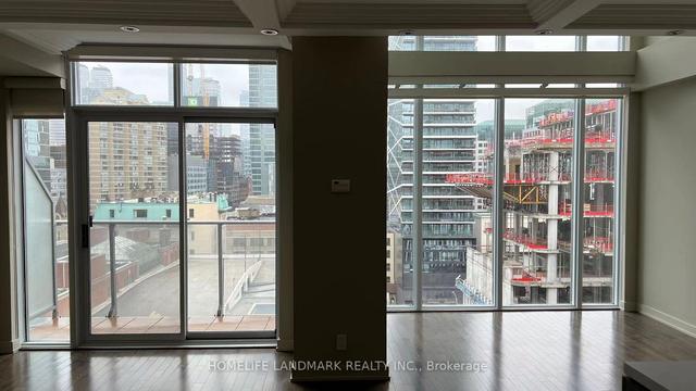 lph24 - 21 Nelson St, Condo with 2 bedrooms, 3 bathrooms and 1 parking in Toronto ON | Image 13