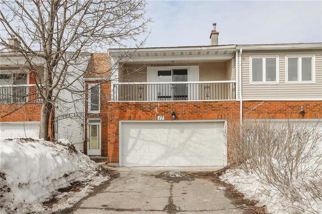 17 Estelle Crescent, Townhouse with 3 bedrooms, 3 bathrooms and 6 parking in Ottawa ON | Image 1