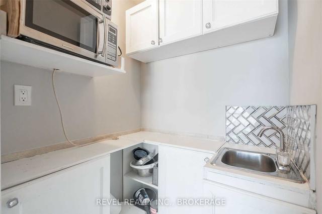 230 - 10 Eddystone Ave, Townhouse with 3 bedrooms, 2 bathrooms and 1 parking in Toronto ON | Image 13
