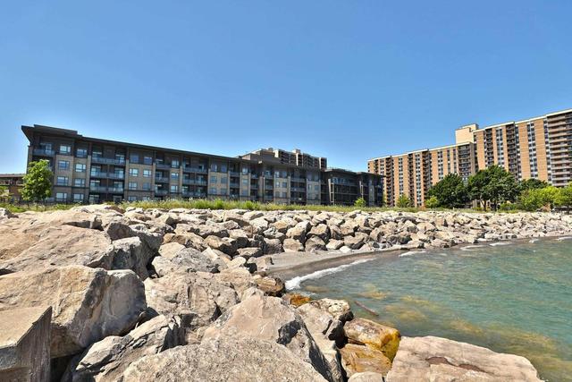 122 - 35 Southshore Cres, Condo with 1 bedrooms, 1 bathrooms and 1 parking in Hamilton ON | Image 18
