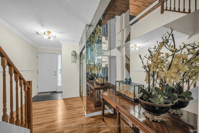 43 Poets Walk Way, Townhouse with 3 bedrooms, 2 bathrooms and 2 parking in Toronto ON | Image 12