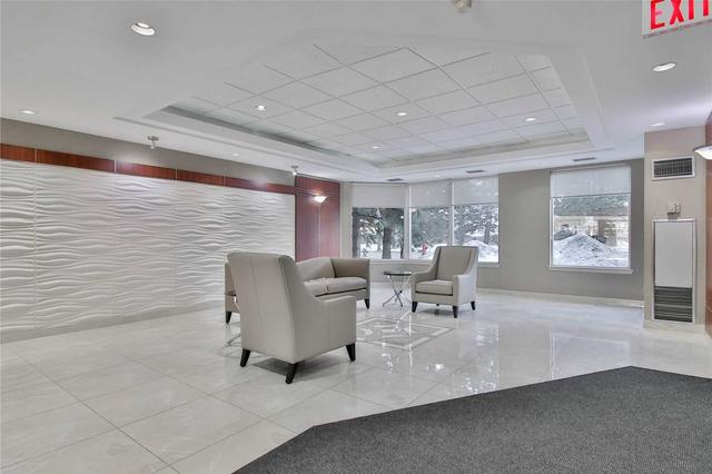 416 - 135 Hillcrest Ave, Condo with 2 bedrooms, 1 bathrooms and 1 parking in Mississauga ON | Image 27